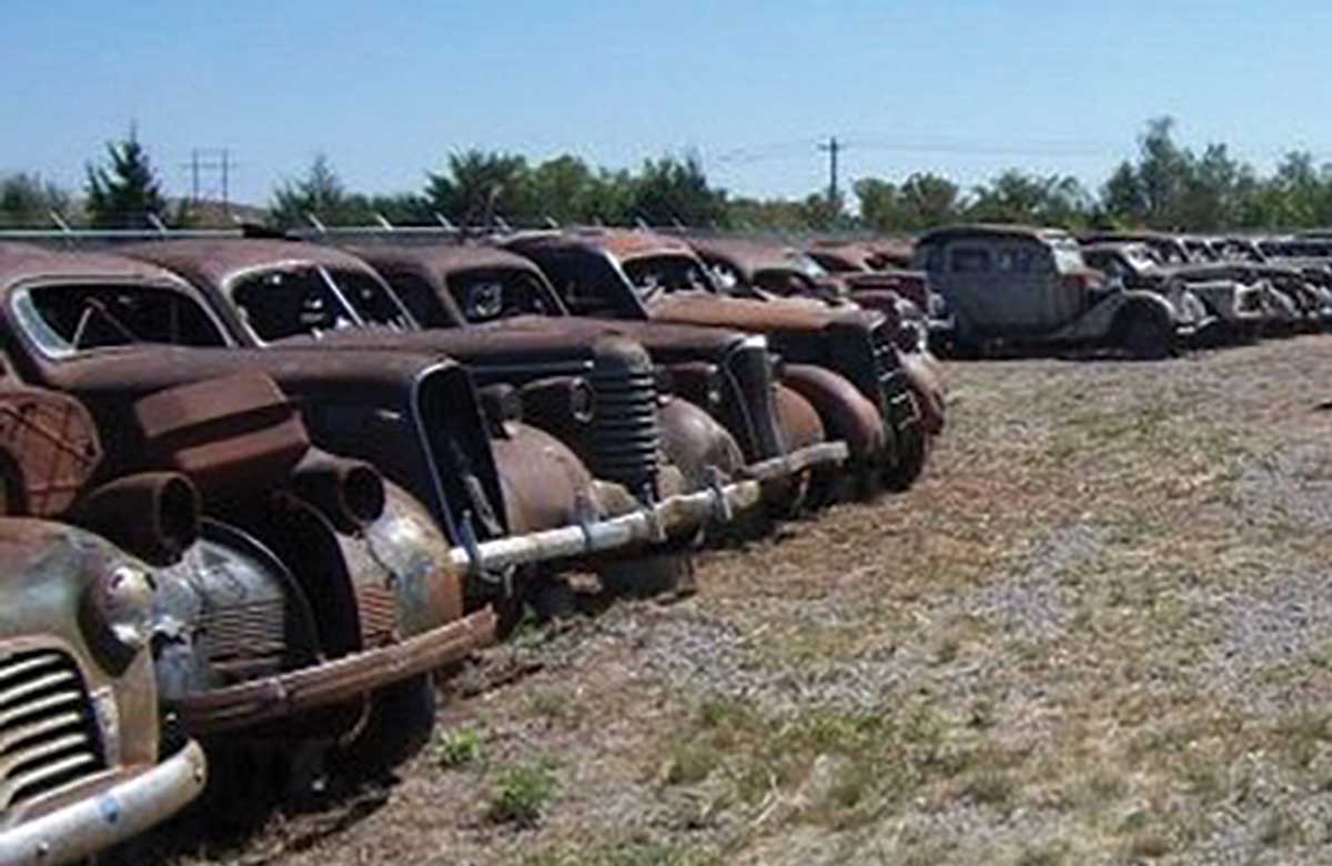 Salvage Car Yard